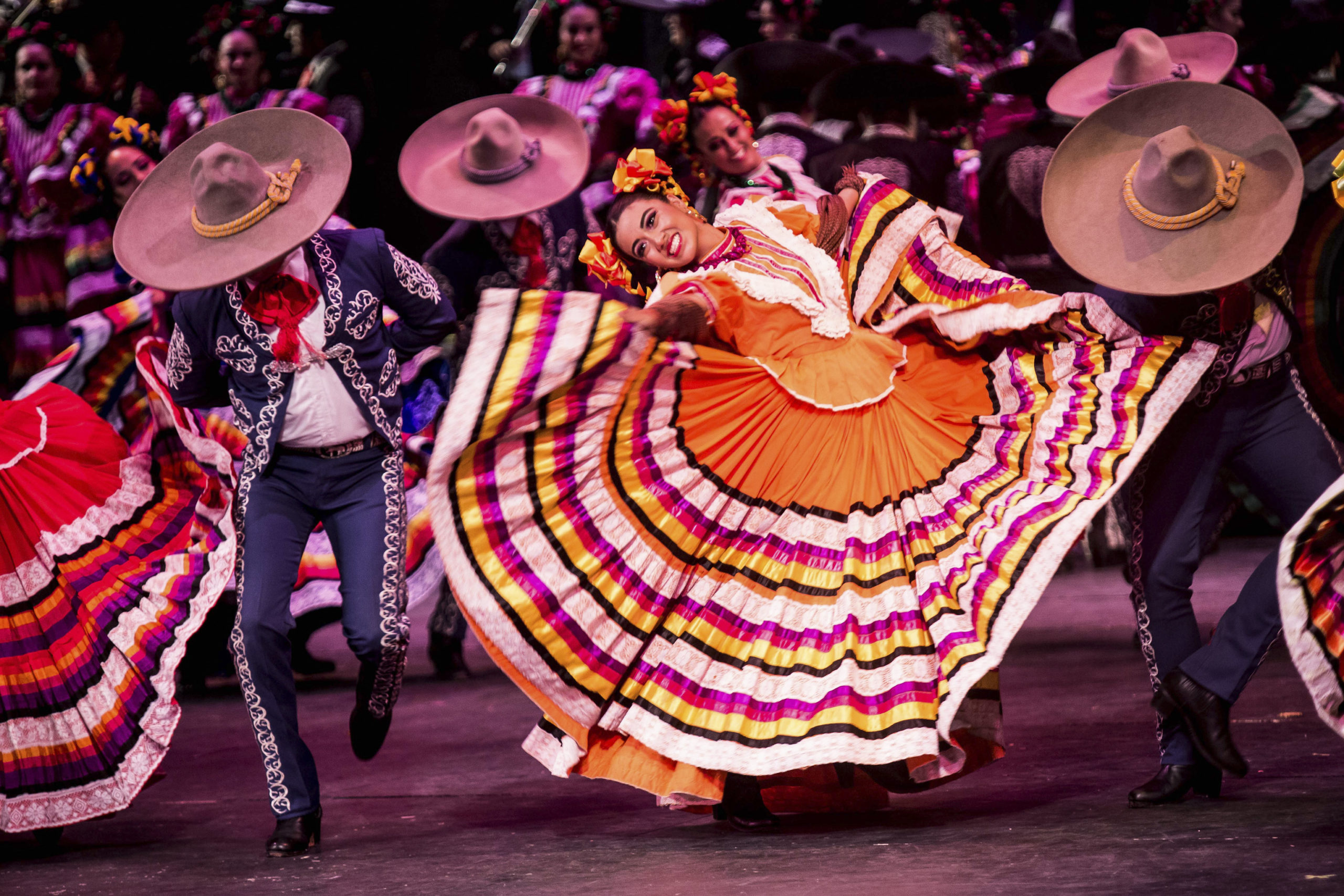 Trajes típicos llenos de tradición - México •