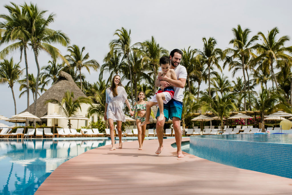 Black Friday and Cyber Monday Vacation at Velas Resorts