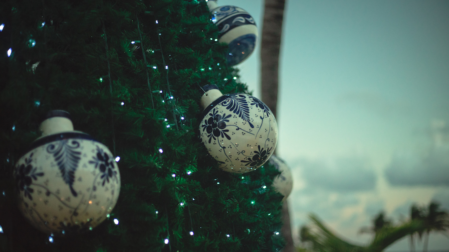 traditional mexican christmas tree