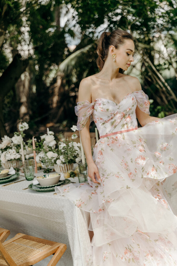 Spring-style wedding dress 